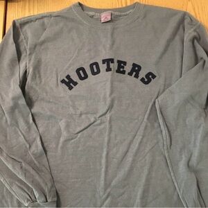 New Mens Hooters Vintage Long Sleeve T-shirt Faded Blue Size Large